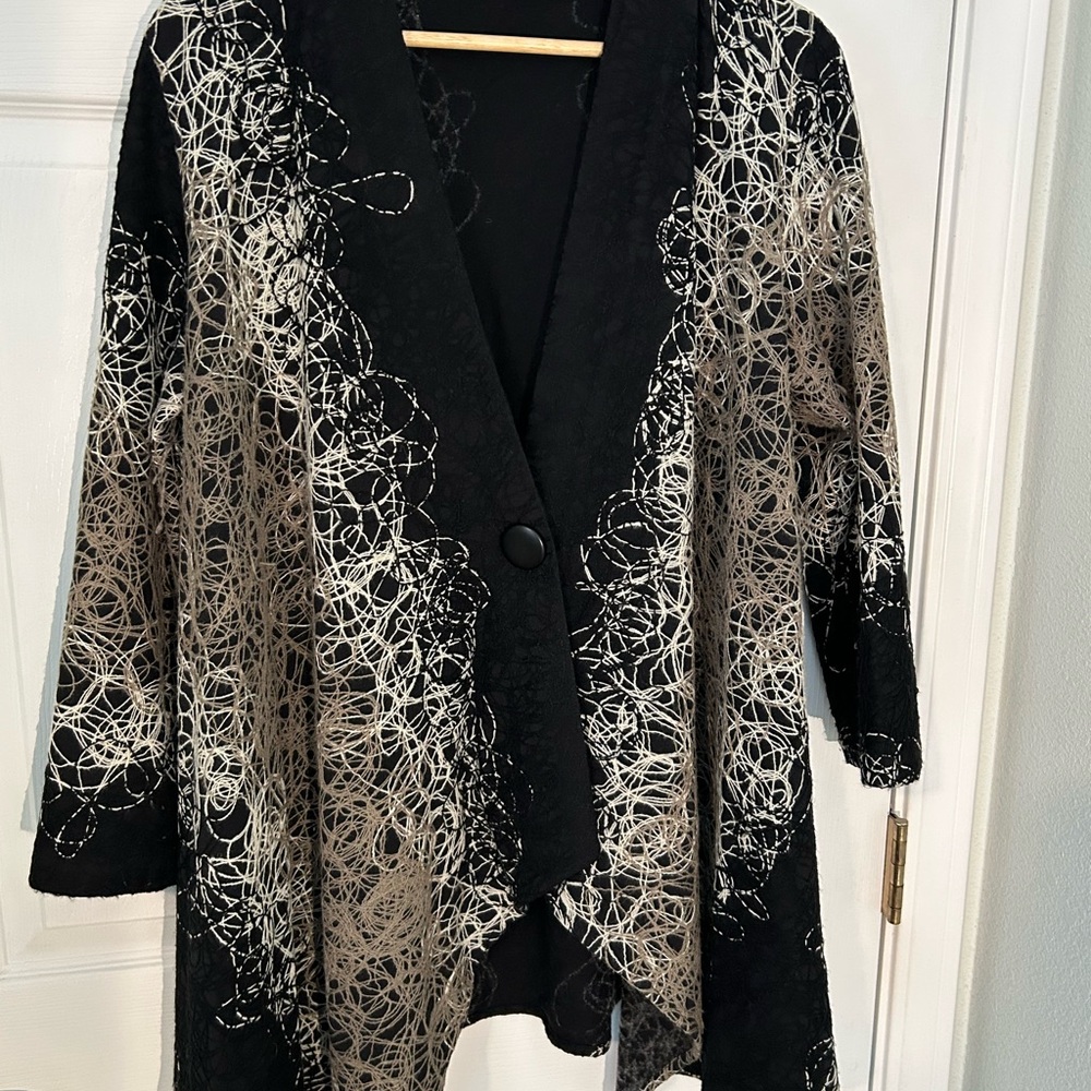 Caroline Rose Wearable Art Embroided  Asymmetrical Swing Topper Large